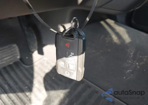 2022 Chevrolet Silverado 1500 Ltd 4Wd Short Bed Custom z USA, uszkodzony, nr VIN 3GCPYBEKXNG194908